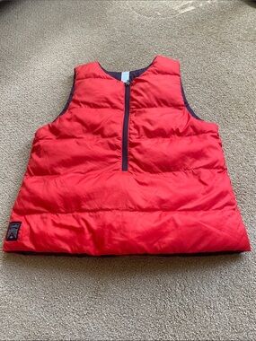 Oiselle Red and Purple Quilted Puffer Vest with Half-Zip; size XS